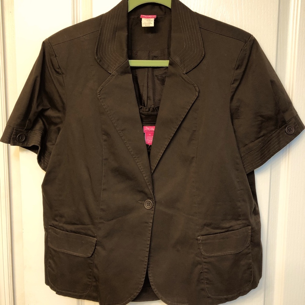 Dujour XL 2pc brown short sleeve jacket with matching tank top